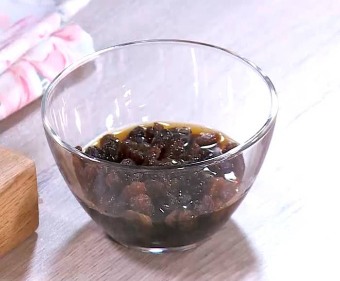 Ромовые пирожные с изюмом 