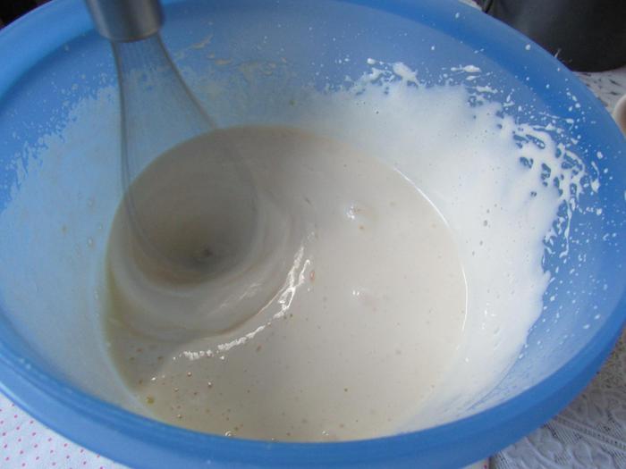 Черёмуховый пирог с шоколадной начинкой