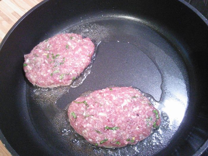 Бризоль с рубленной котлетой 