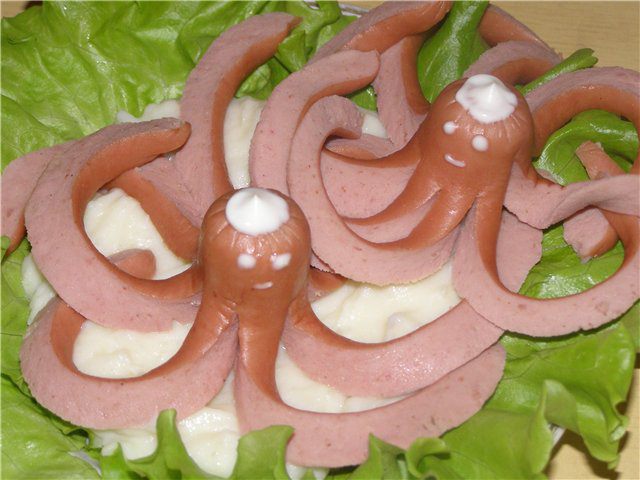 Осьминожки из сосисок