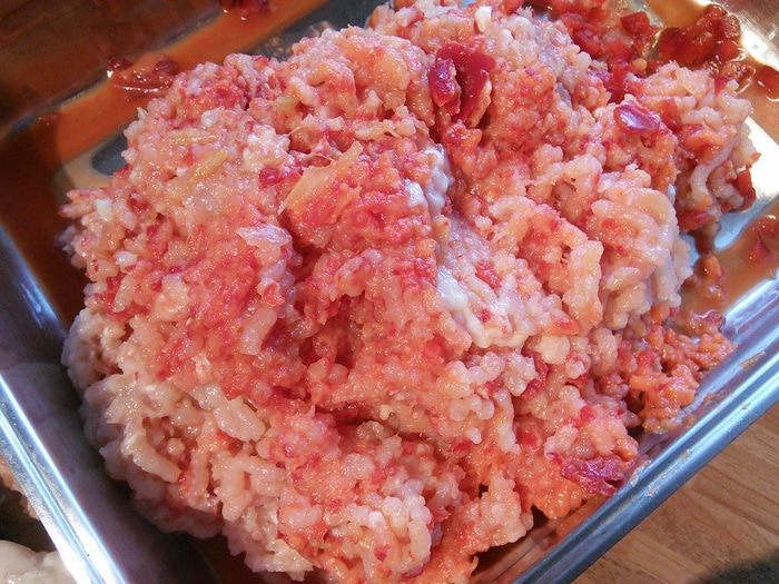 Паккери (Paccheri), фаршированные под соусом бешамель со шпинатом 