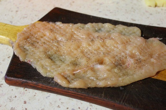 Котлеты по-киевски с сыром и маслом