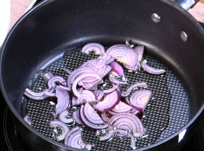 Буррито с индейкой, беконом и шпинатом 