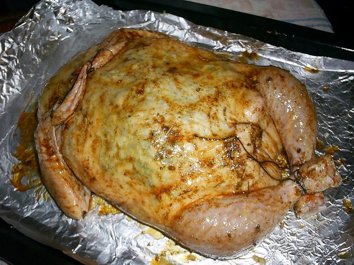 Запеченная блинная курочка с двумя начинками