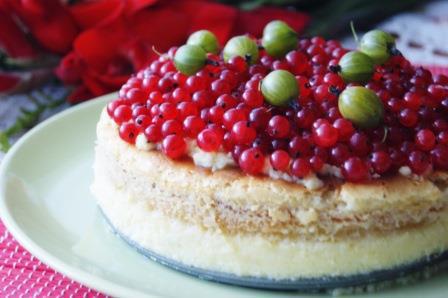 Чизкейк с белым шоколадом на миндально-кокосовой основе