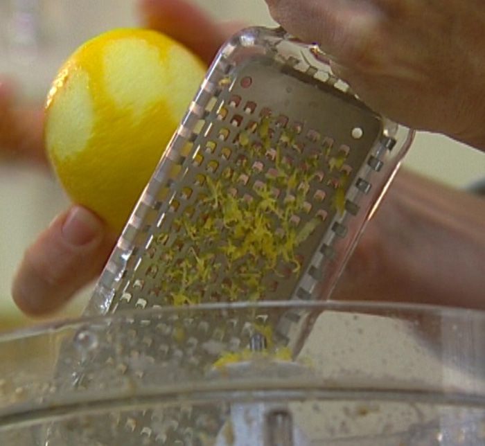 Лимонные тарталетки с кедровыми орешками