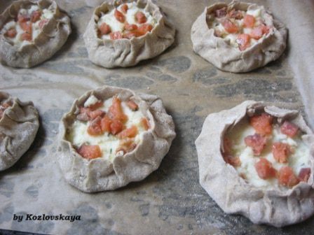 Карельские пирожки с картофелем и рыбой