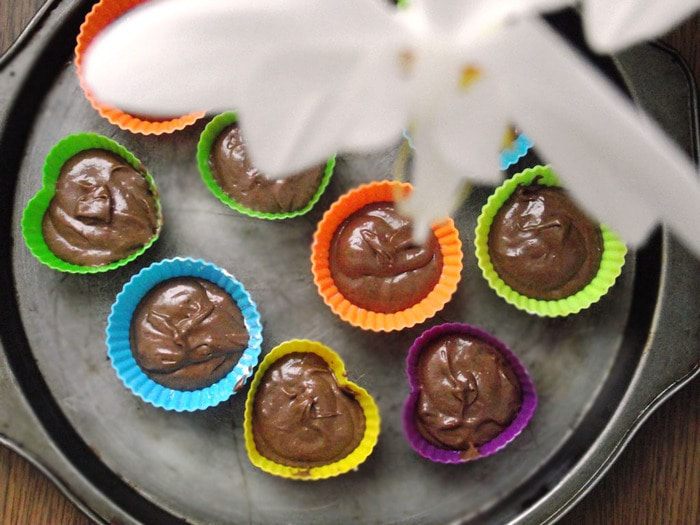 Шоколадные капкейки с кремом из сливочного сыра