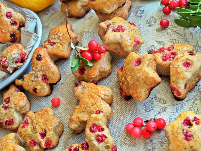Пряники с брусникой на цельнозерновой муке