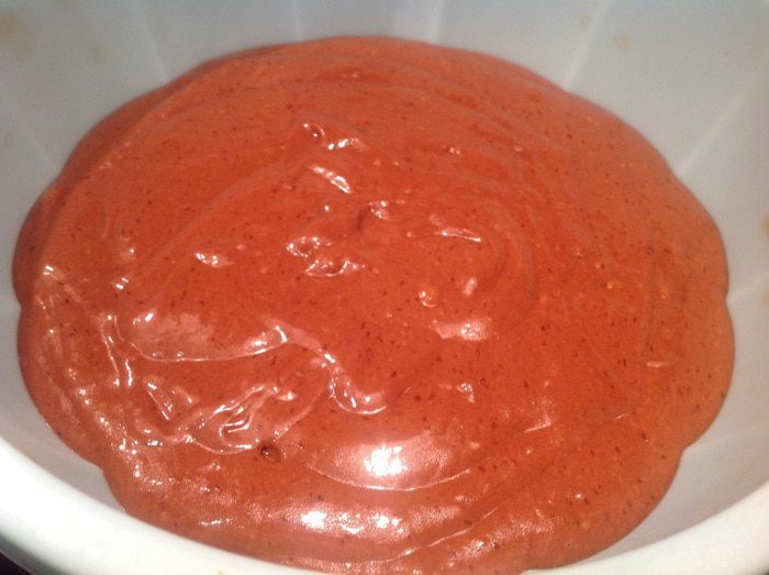 Шоколадный пирог с грушами и корицей