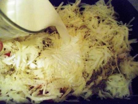 Запеченные овощи под картофельно-сырной корочкой