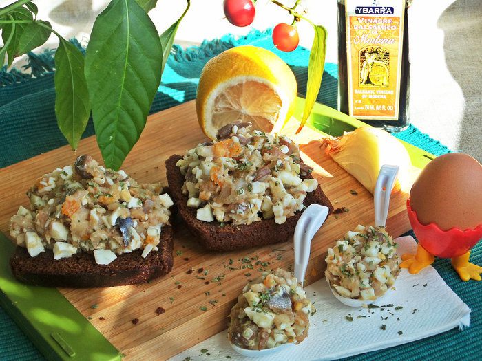 Закуска «Скумбрия с яйцом»