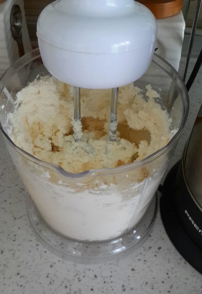 Клубнично-творожный торт