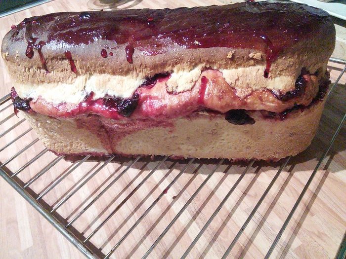 Вишнёвый рулет