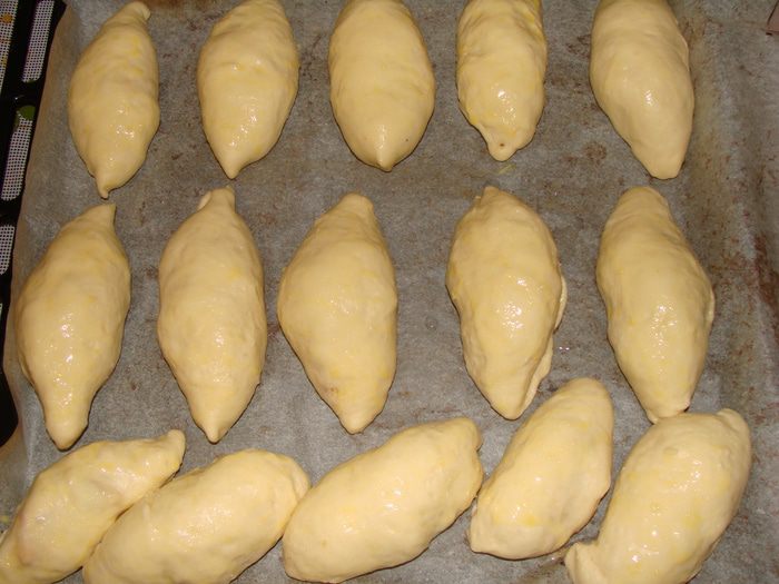 Пирожки с яблочно-лимонной начинкой
