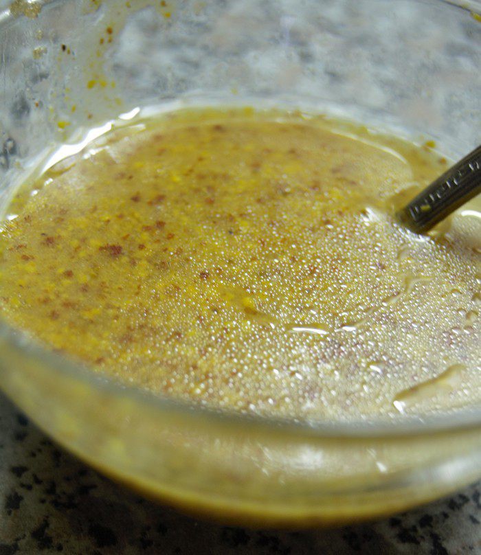 Запеченная треска под горчичным соусом