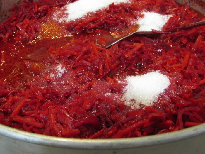 Икра из свеклы и моркови