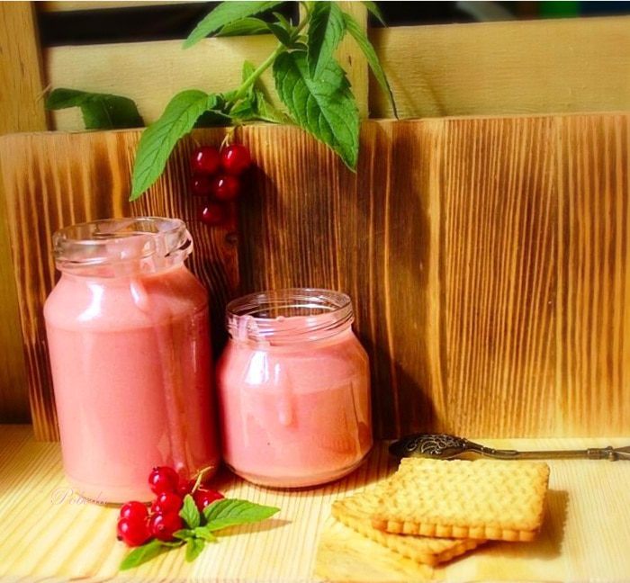 Курд из красной смородины