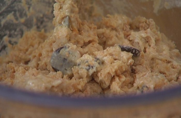 Арахисовые маффины с горьким шоколадом 