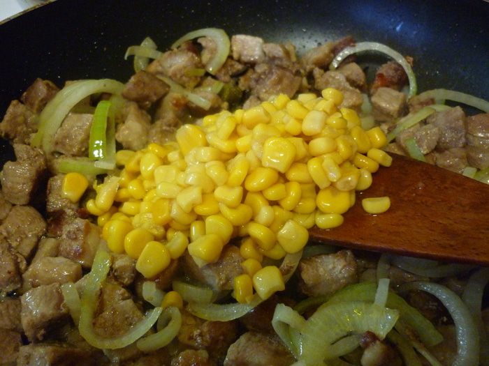 Мясо с оливковым рассолом