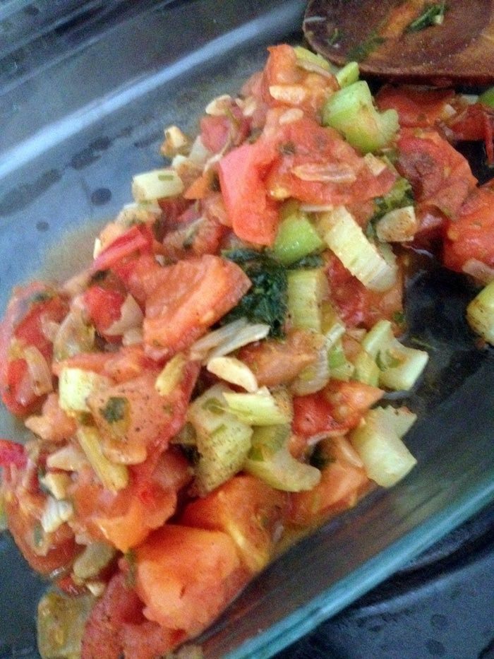 Рулетики из баклажанов с овощами