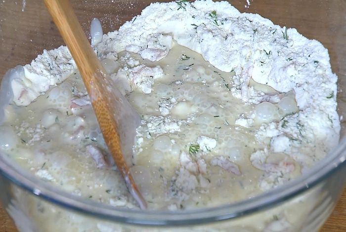 Капкейки с копченой семгой и укропом 