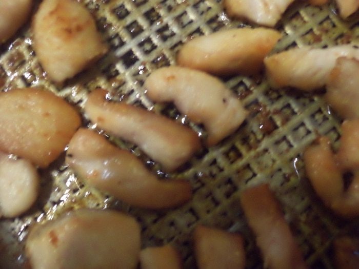 Салат из курицы с дыней