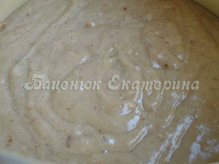 Арахисовый «Чудо-торт» с малиной и соленой карамелью