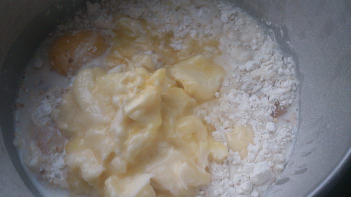Марципановый штоллен с маком и яблоками