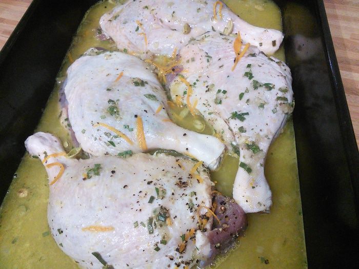 Утиные ножки, тушеные в апельсиновом соке