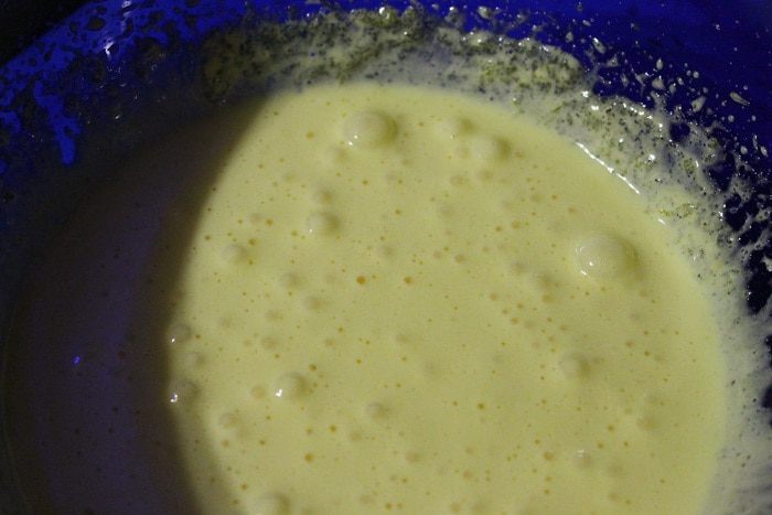 Шоколадный рулет с кремом из манки