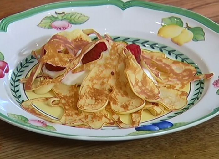 Блинчики с малиной для Человека-паука 