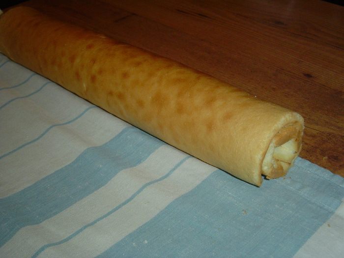 Яблочный рулет