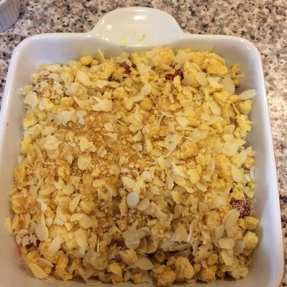 Клубничный крамбл (STRAWBERRY CRUMBLE)