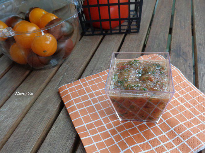 Итальянский салат панцанелла с необычной заправкой