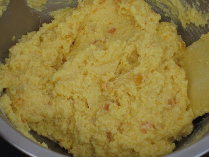 Кекс с апельсиновыми цукатами на рисовой муке