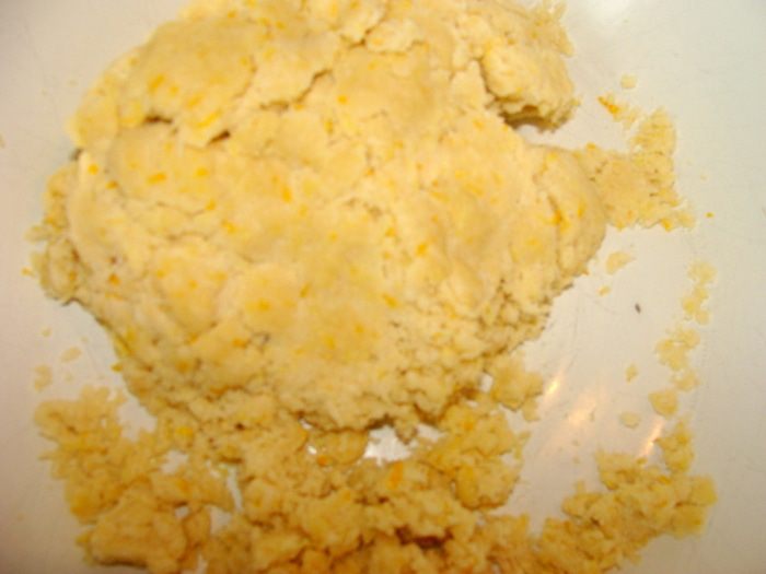 Киш &amp;quot;Сети Купидона&amp;quot; из лимонного теста с рикоттой, моцареллой и черри в беконе