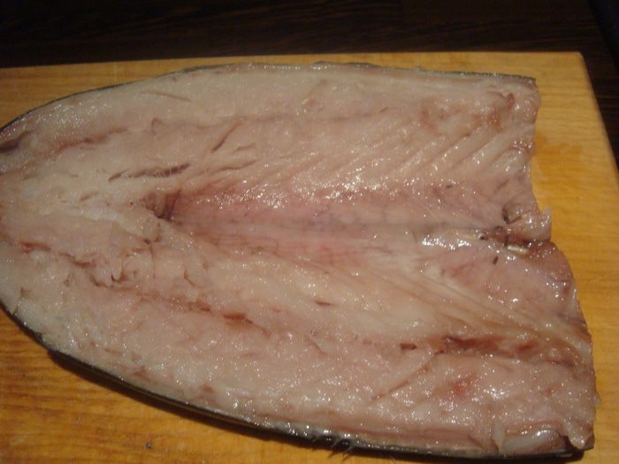 Запеченная скумбрия с травами