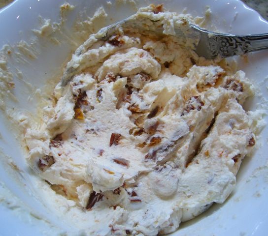 Закуска «Сырные «капельки» из двух видов сыра