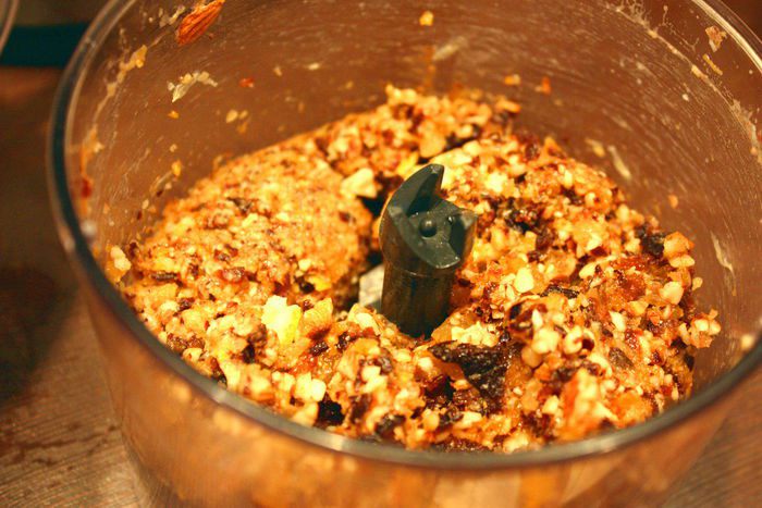 Воздушная творожная запеканка с орешками