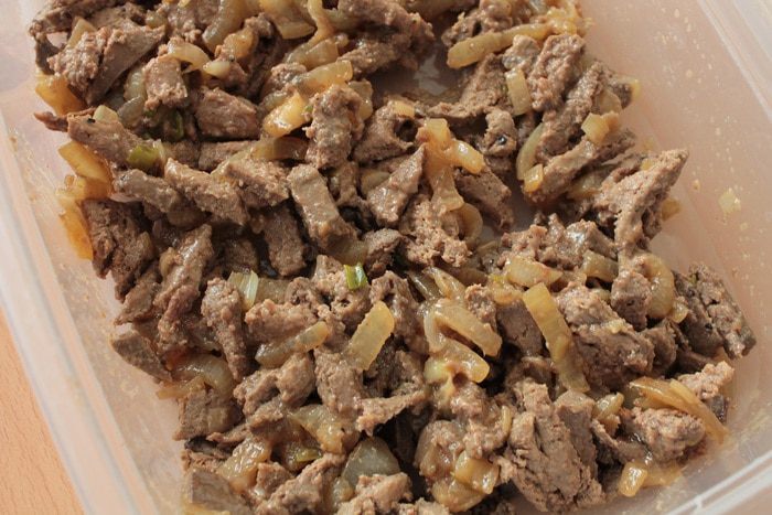 Мясные рулетики с печенью