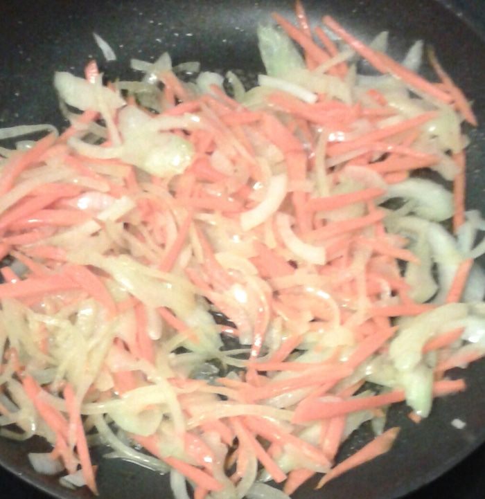 Мясной горшочек  с чечевицей