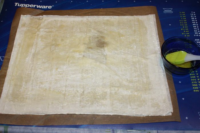 Яблочная пахлава с лавандовым сиропом