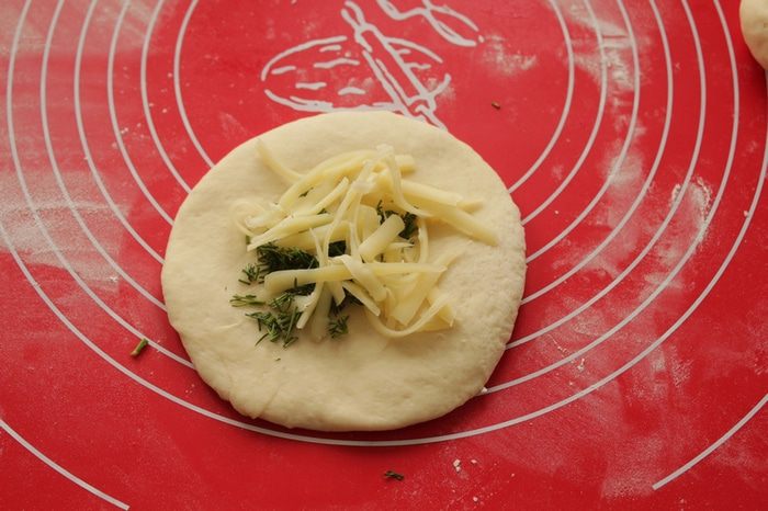 Хлеб с сыром и укропом