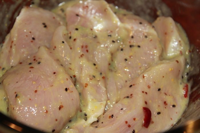 Шашлык из индейки под киви-соусом