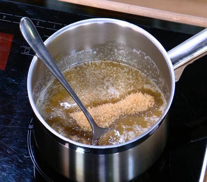 Сладкий цельнозерновой пирог с финиками 