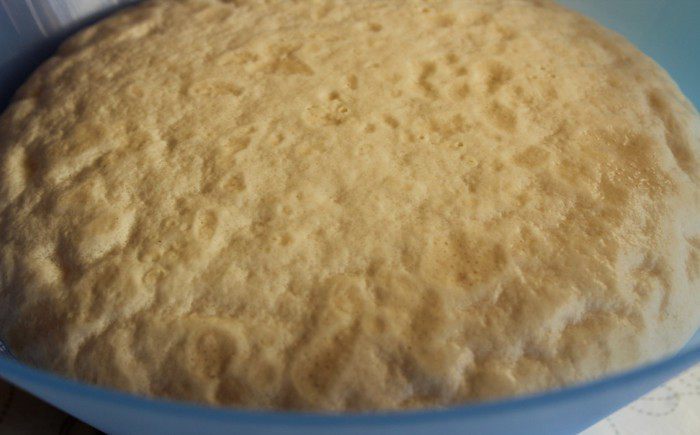 Куличи с апельсиновой цедрой и вяленой клюквой