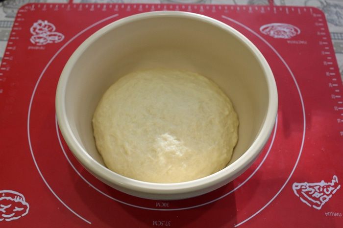 Ванильные сдобные булочки с джемом