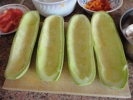 Кабачки с рисом и грибами