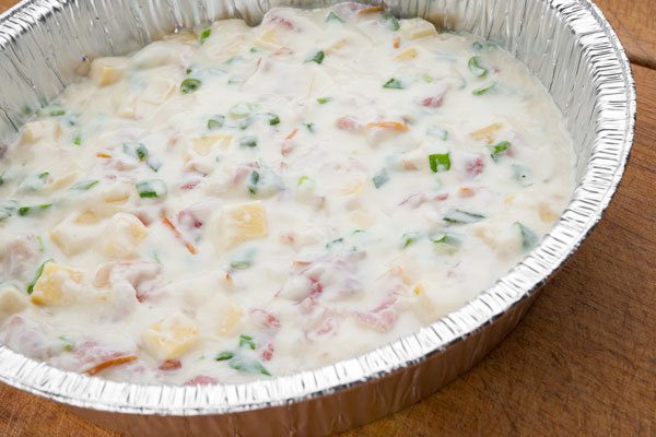 Пирог с ветчиной, сыром и зеленым луком